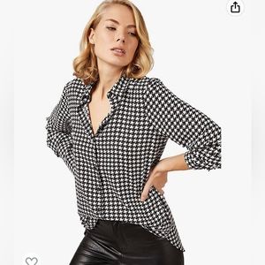 Button-up Blouse 🖤